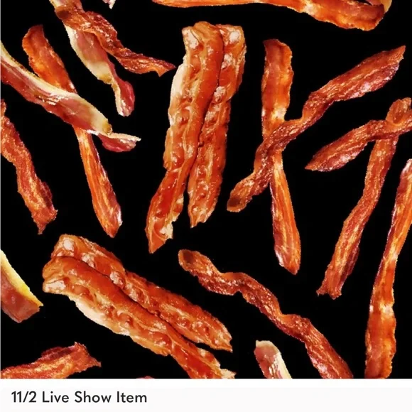 BACONWOMAN IS LIVE!!!
LIKE THIS NOTIFICATION TO KNOW WHEN I GO LIVE!!! - Picture 2 of 9